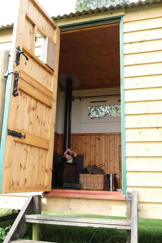 Shepherdshuts-Southeast Hotel Ashford  Buitenkant foto